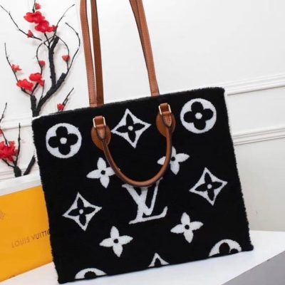 Louis Vuitton Limited Edition Onthego Teddy Fleece Tote Bag