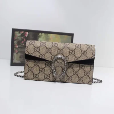 Gucci GG Supreme Monogram Super Mini Dionysus Bag