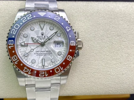 Rolex GMT-Master II Oyster 40 mm Watch