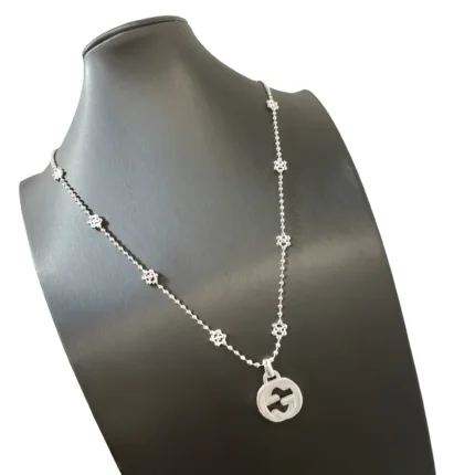 Gucci Silver Flower Necklace